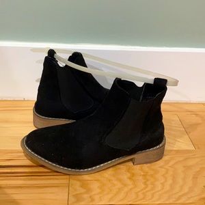 Ankle booties in a size 9.